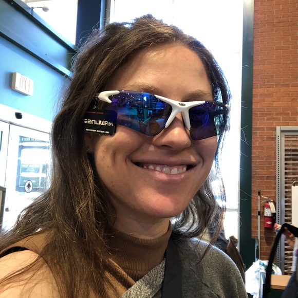 Meet your Posher, Marlee - Picture 1 of 1